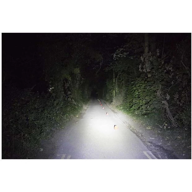 MOON Feu Avant Vélo USB Rechargeable - 400 Lumen – Image 5