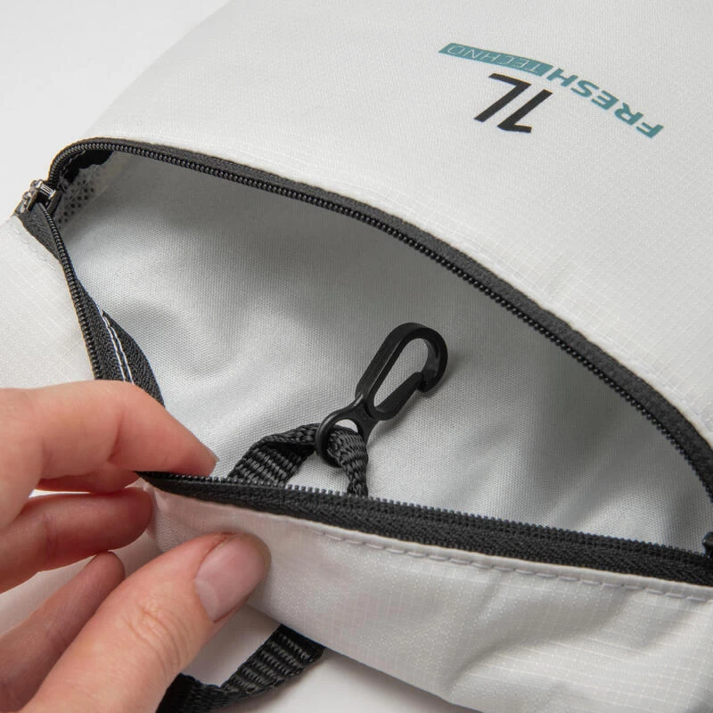 Rockrider HOUSSE ISOTHERME POCHE À EAU BLANCHE 1L – Image 4